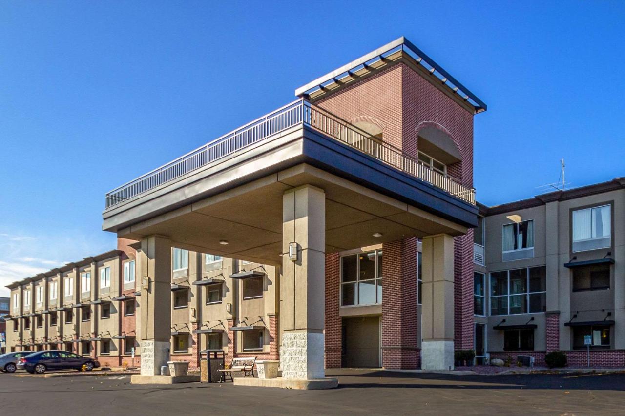 Quality Inn Milwaukee- Brookfield Kültér fotó