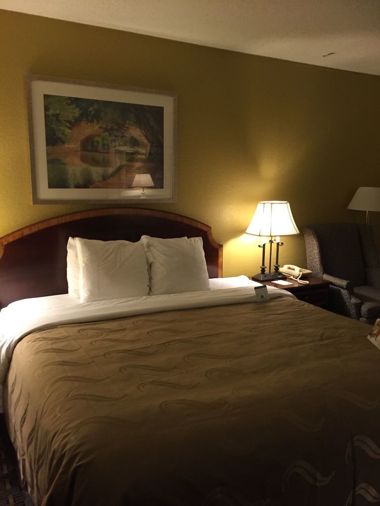 Quality Inn Milwaukee- Brookfield Kültér fotó