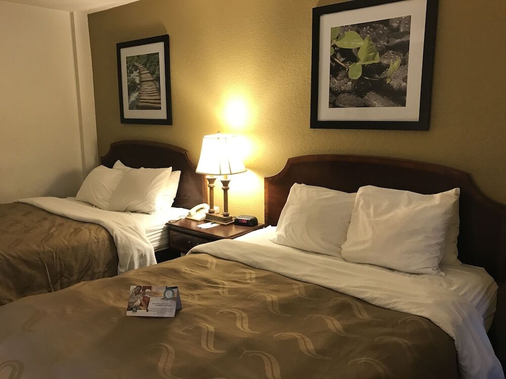 Quality Inn Milwaukee- Brookfield Kültér fotó