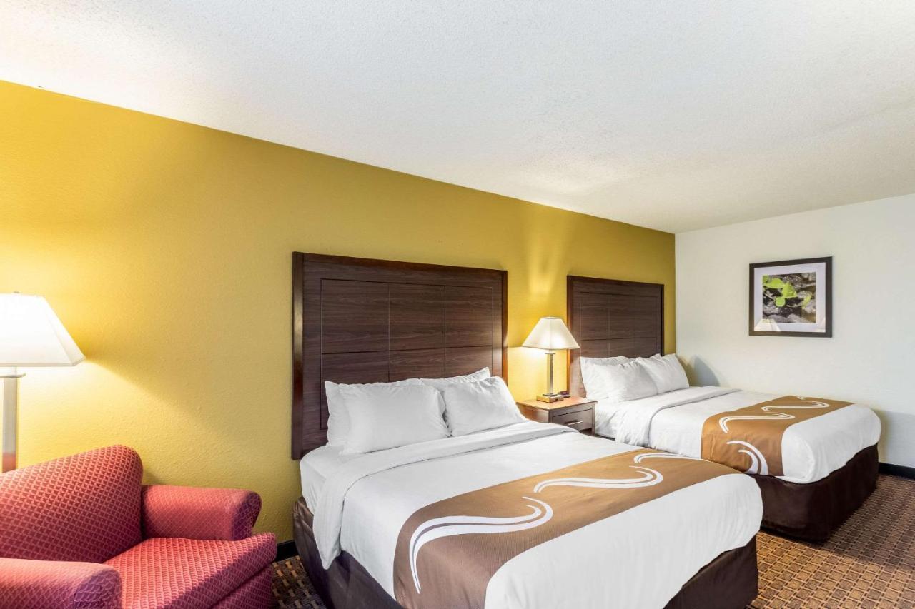 Quality Inn Milwaukee- Brookfield Kültér fotó