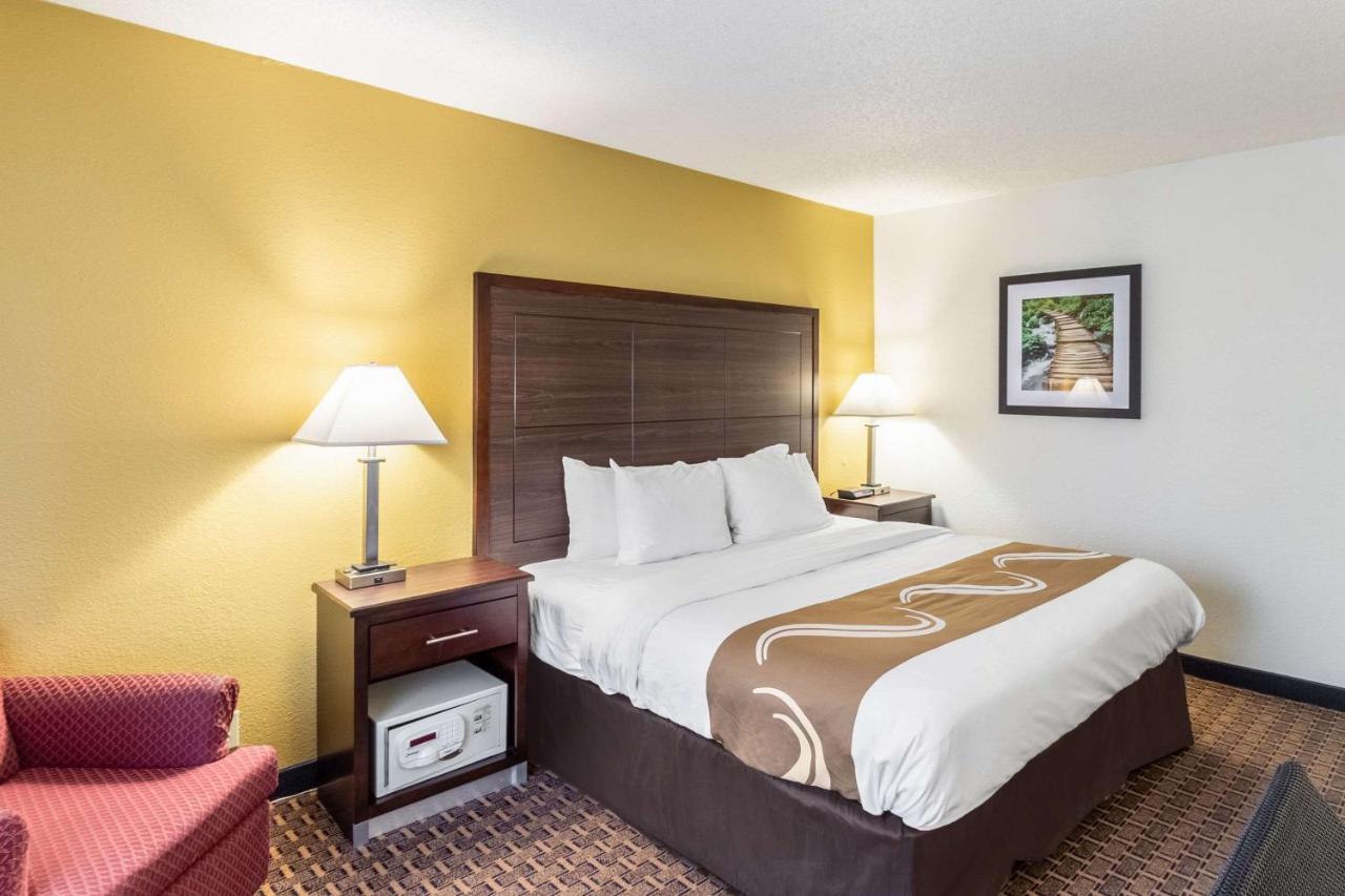 Quality Inn Milwaukee- Brookfield Kültér fotó