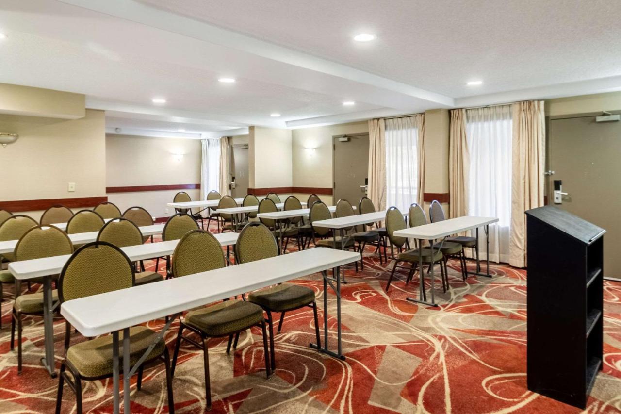 Quality Inn Milwaukee- Brookfield Kültér fotó